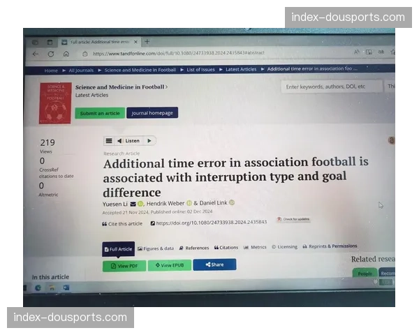 德甲裁判委员会开会,研讨VAR在判罚“混合防守中犯规”时的应用准则 德甲裁判委员会开会,研讨VAR在判罚“混合防守中犯规”时的应用准则